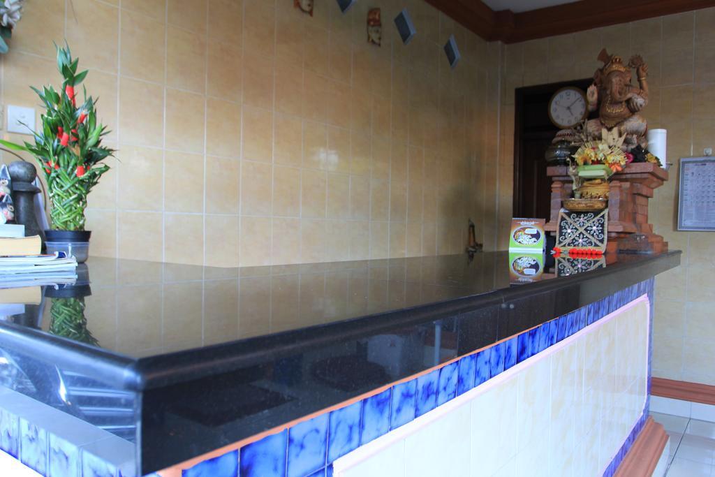 Cempaka 3 Losmen Kuta  Exterior photo
