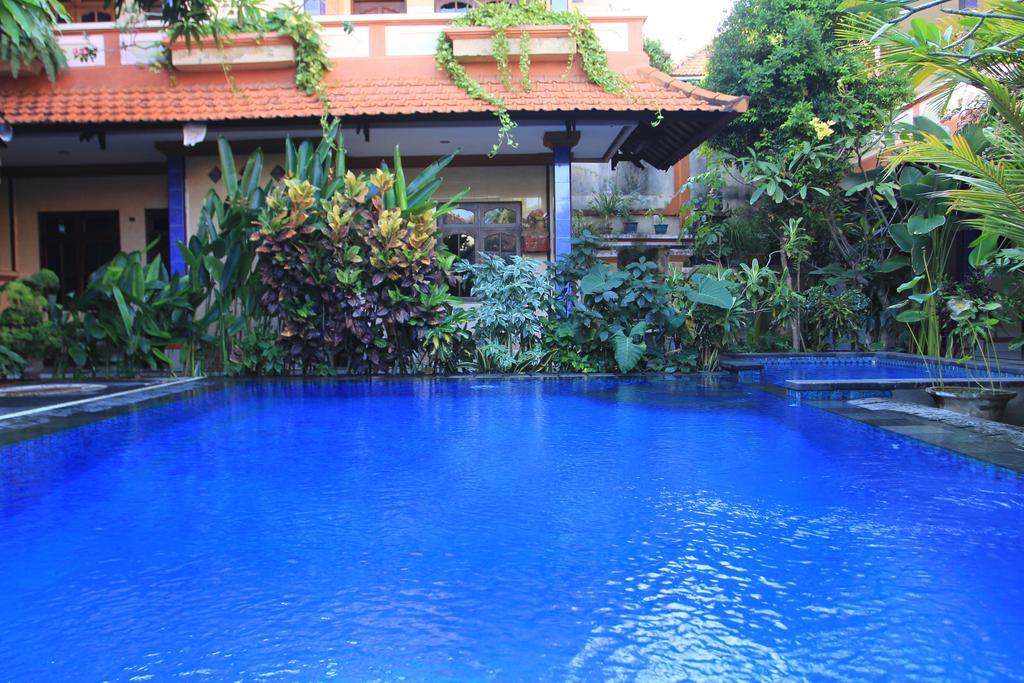Cempaka 3 Losmen Kuta  Exterior photo